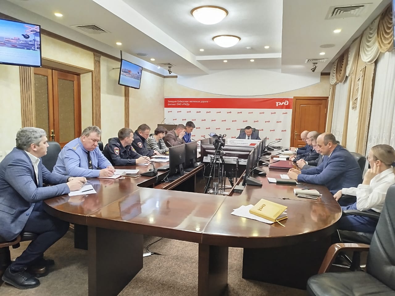 Проведено заседание региональной оперативной комиссии в Омске